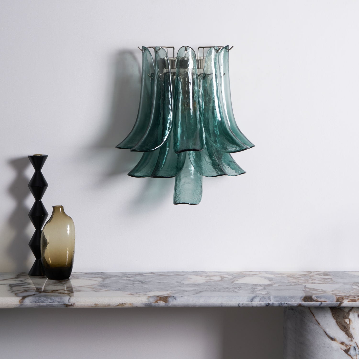 Aurora Wall Light Petal Shaped Glass Vintage Artistic - Letslighting