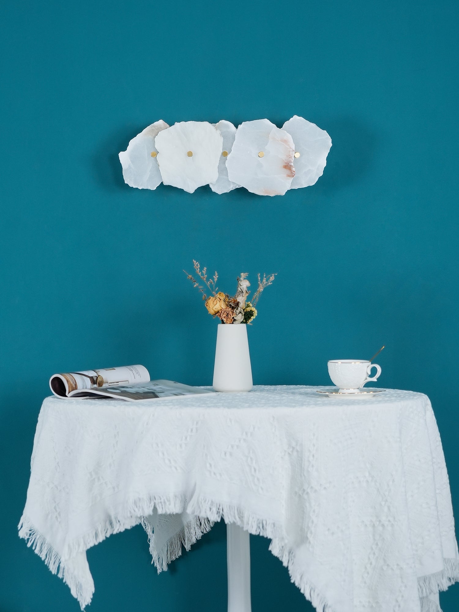 Alaeila Applique Murale en Albâtre avec Rameau Floral - Neutralighting