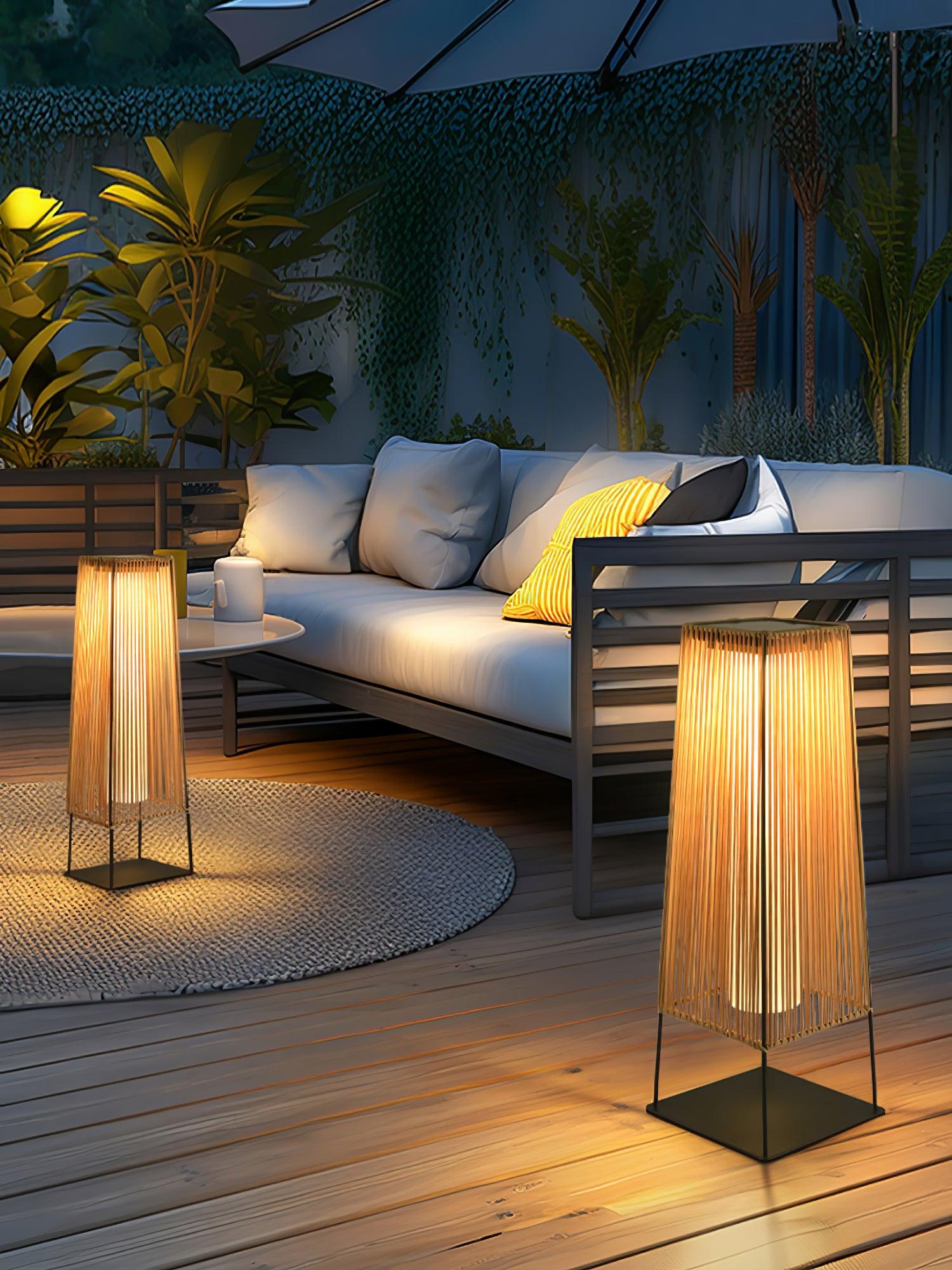 Adrian Applique d’Extérieur Moderne Élégante - Neutralighting