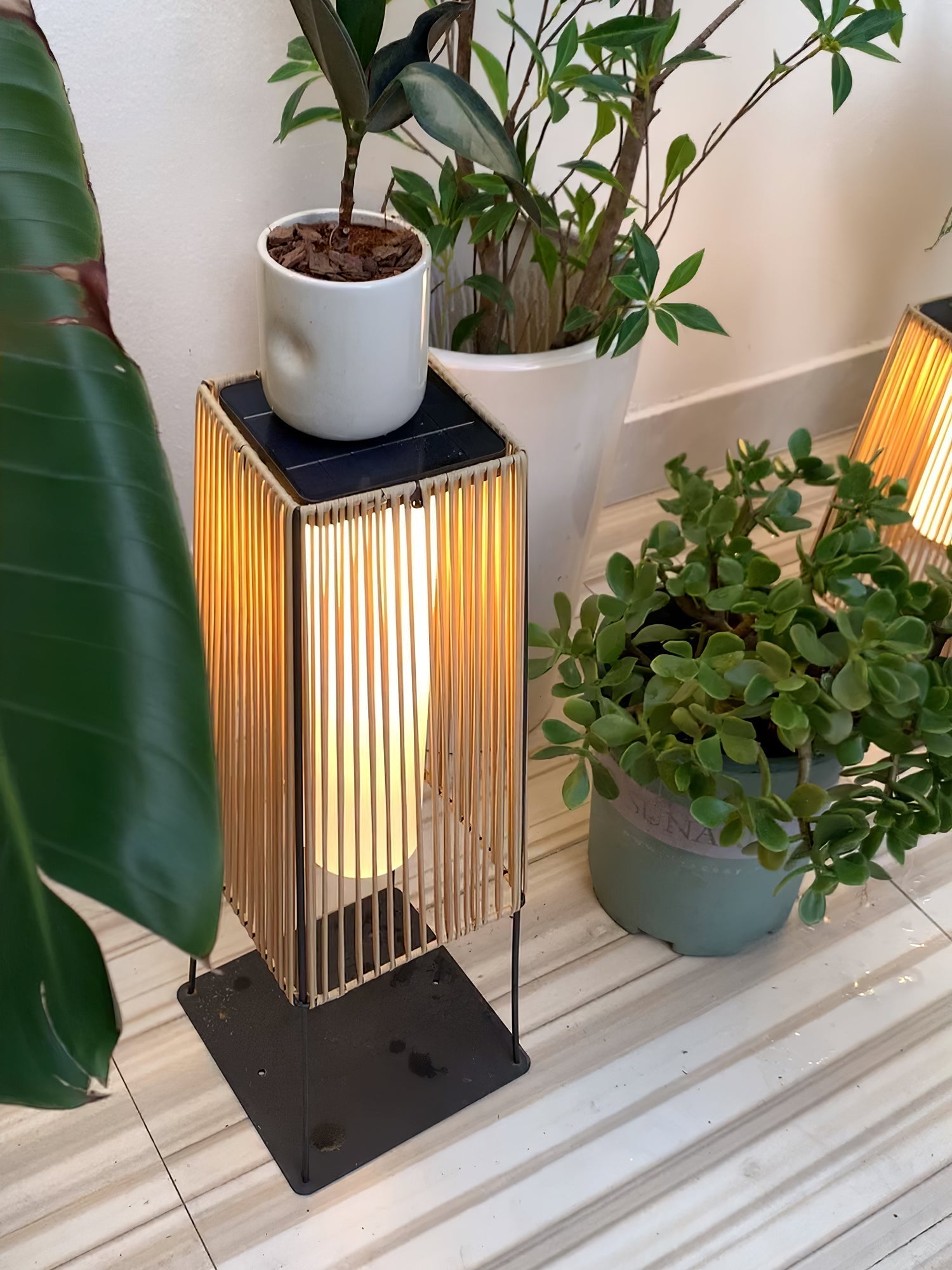 Adrian Applique d’Extérieur Moderne Élégante - Neutralighting