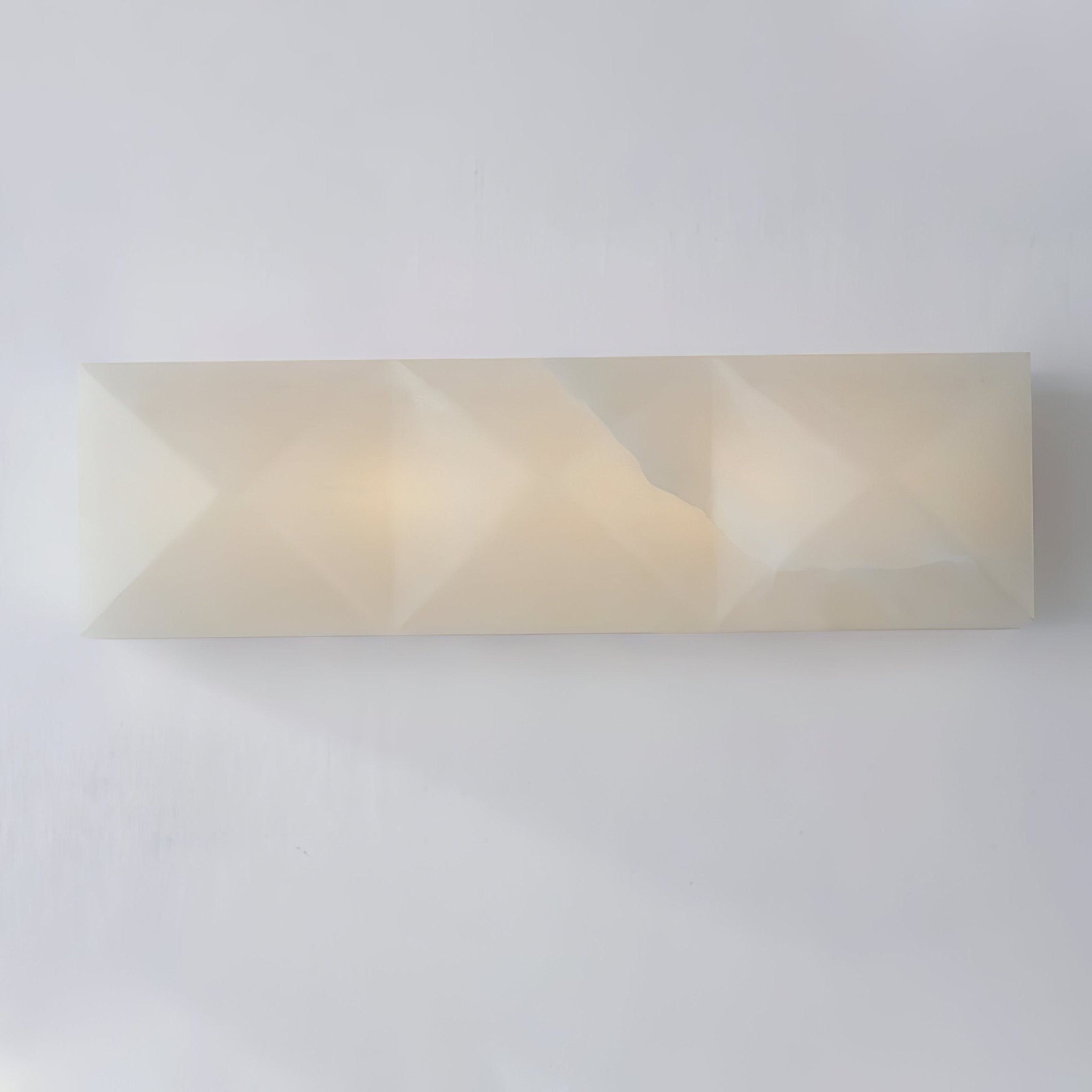 Dione Applique Murale Géométrique en Albâtre - Neutralighting