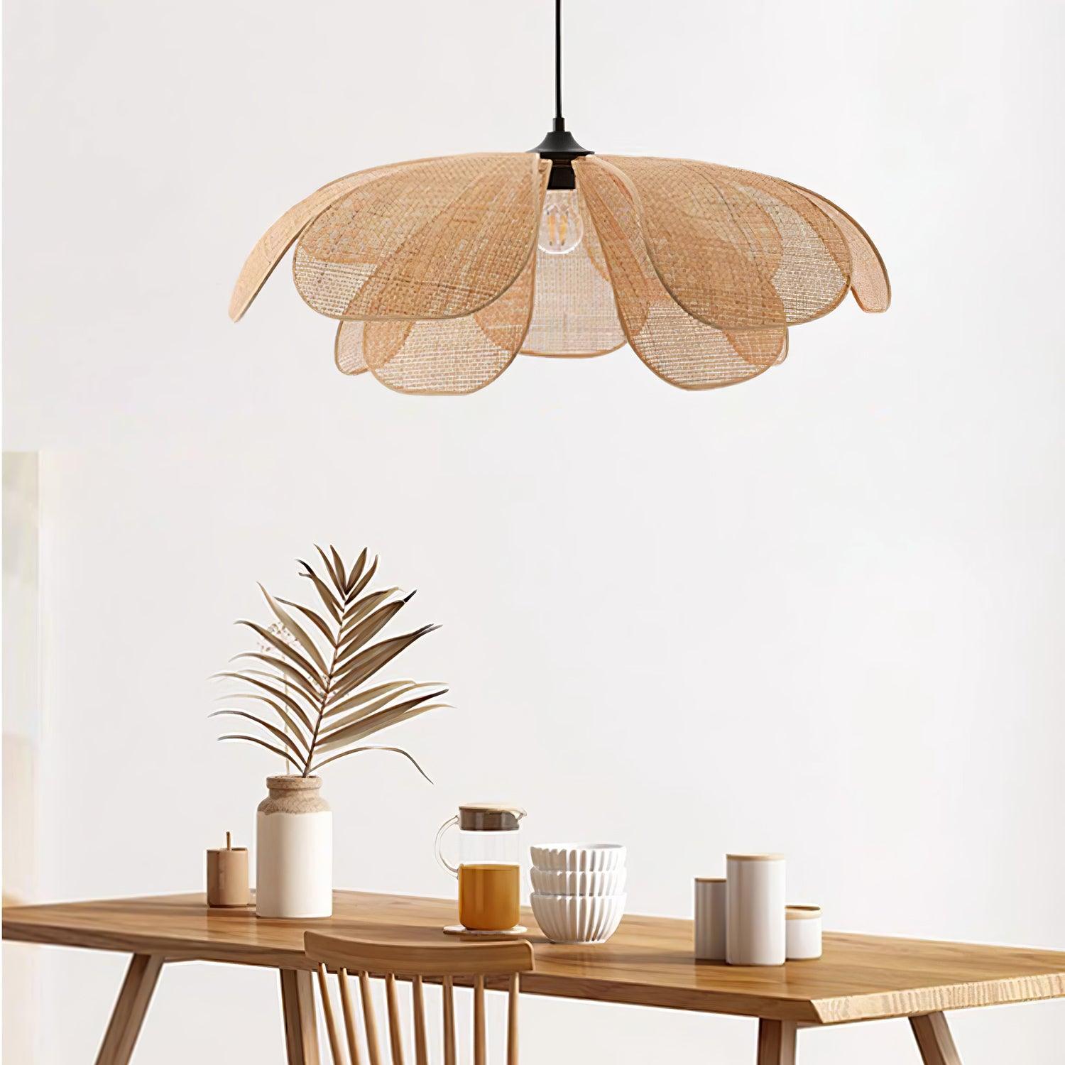 Eloria Lustra Lampe Suspendue Rattan Forme Pétale Élégante - Neutralighting