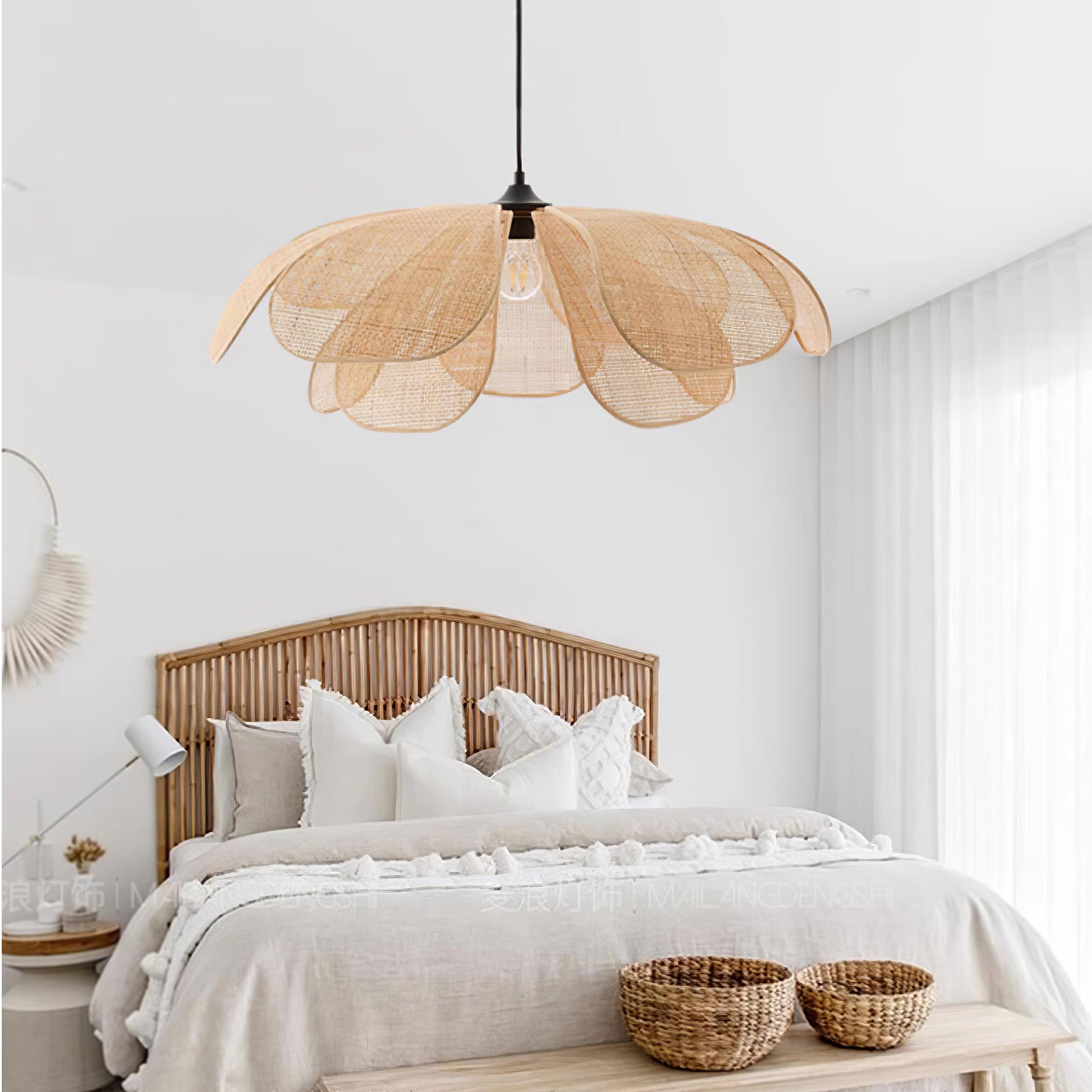 Eloria Lustra Lampe Suspendue Rattan Forme Pétale Élégante - Neutralighting