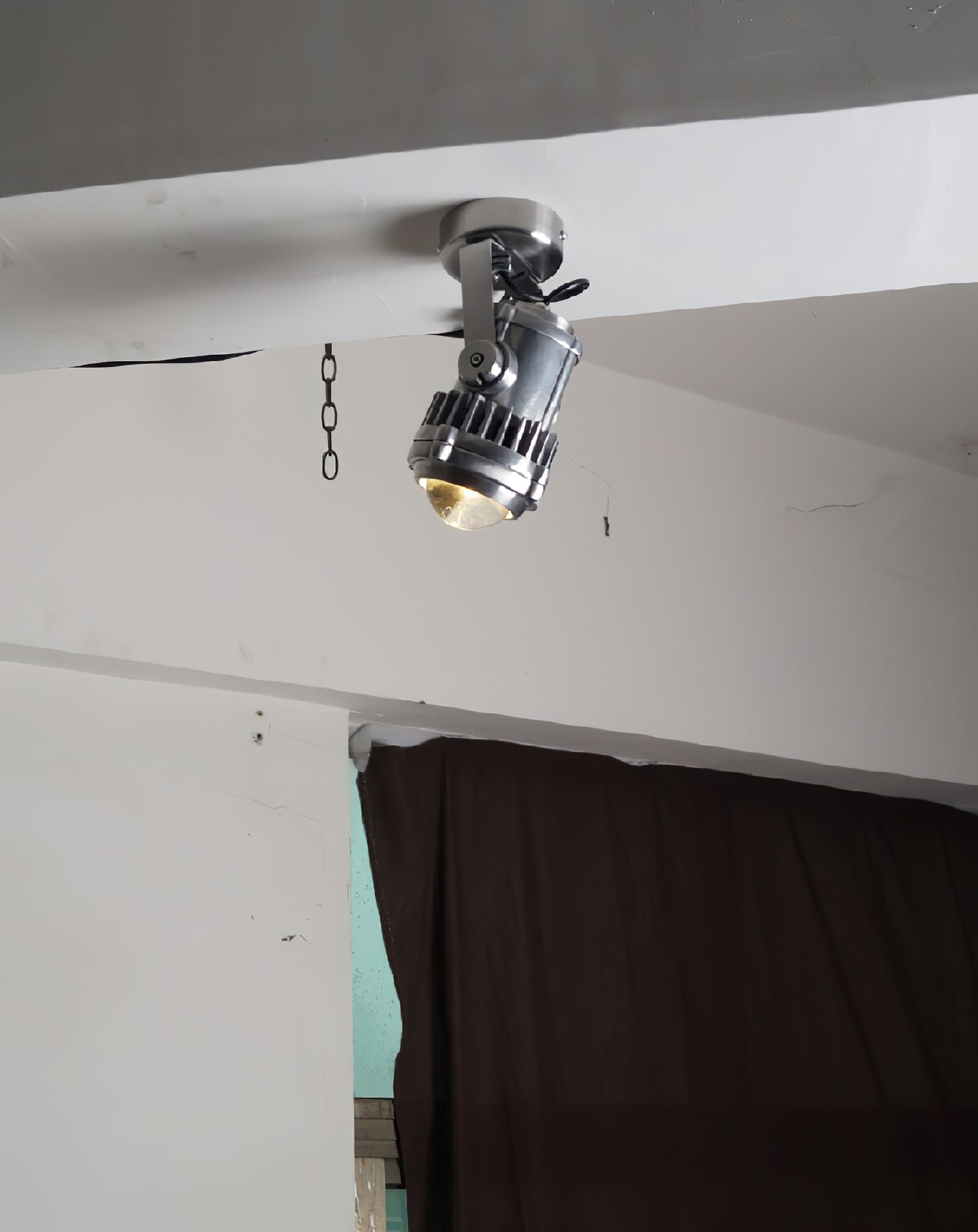 Ivinan Projecteur Métal Verre Industriel Rétro - Neutralighting