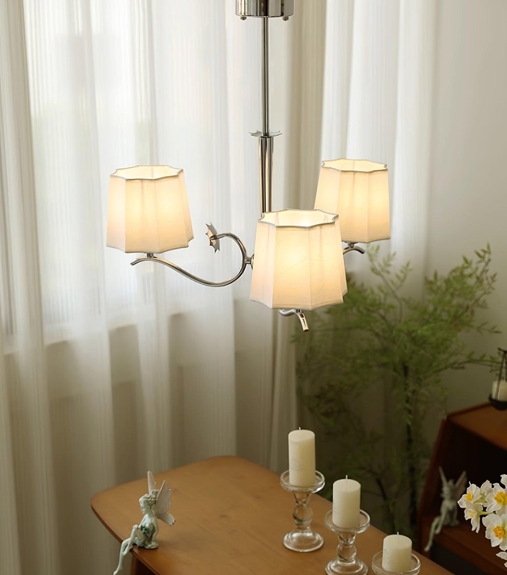 Rockville Lustre Abat-jours en Tissu Bras Courbés en Nickel Élégant - Neutralighting