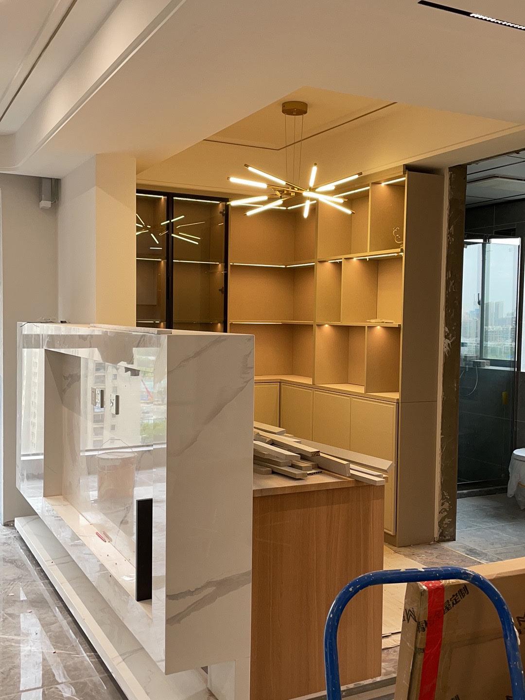 Lustra Chandelier LED Rotatif Moderne - Neutralighting