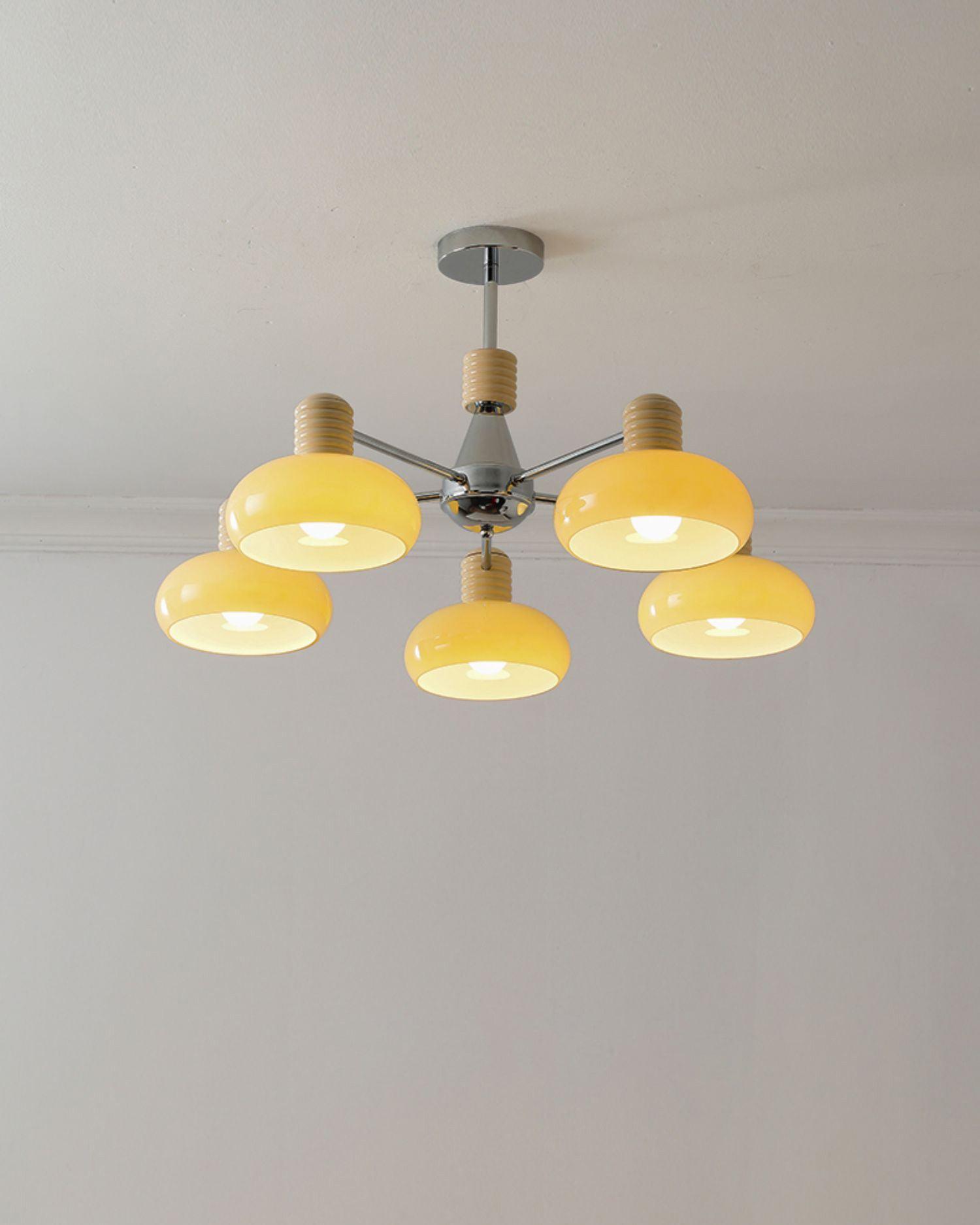 Zephyren Lustre Persimmon avec abat-jours en verre beige et structure chromée - Neutralighting