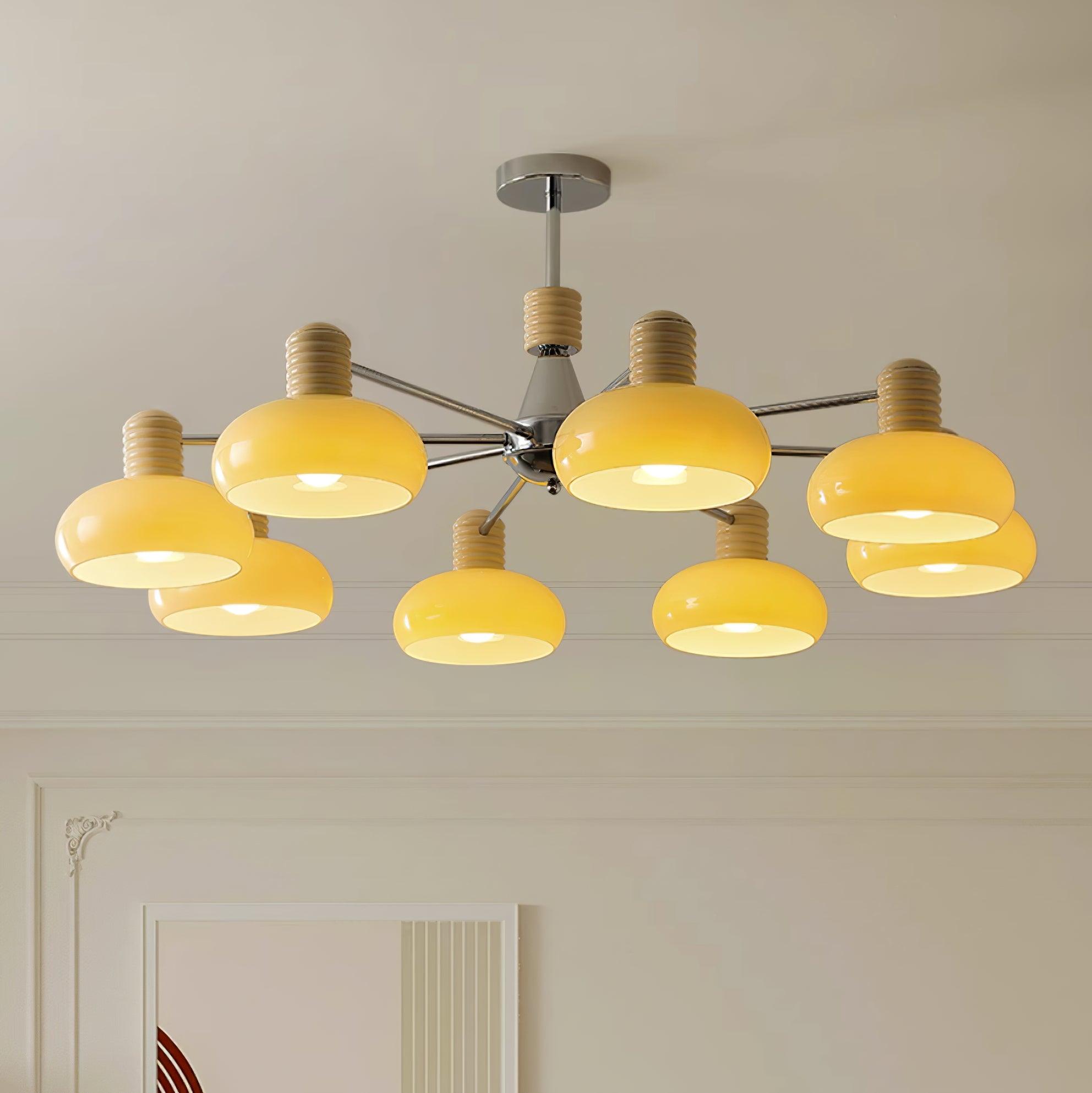 Zephyren Lustre Persimmon avec abat-jours en verre beige et structure chromée - Neutralighting