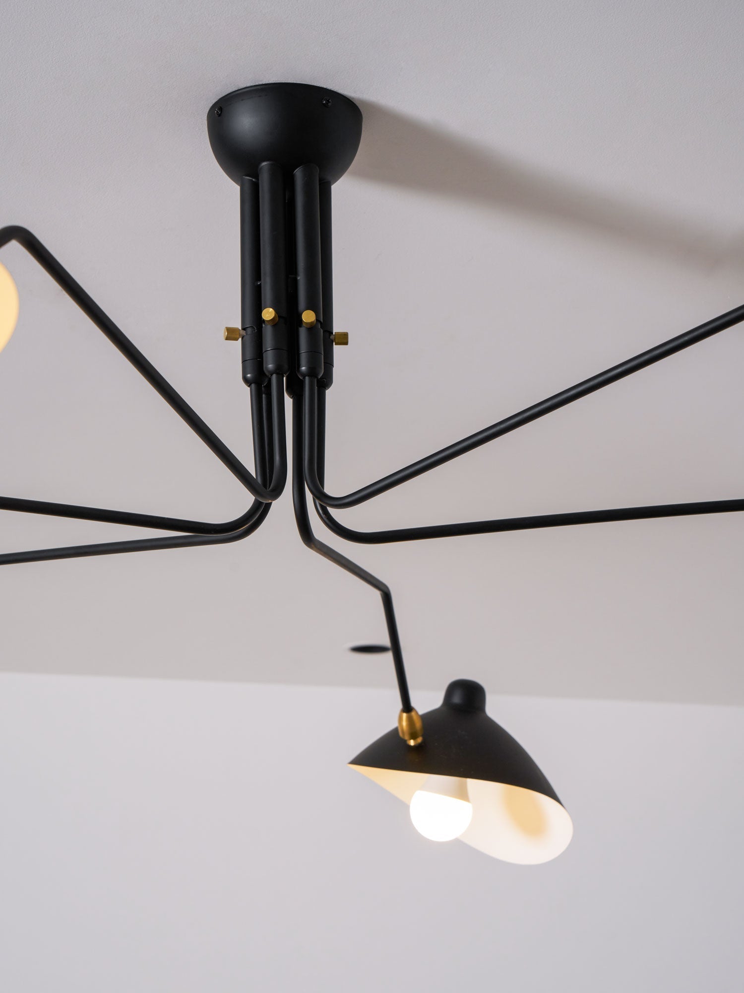 Lustra Plafonnier Trois Bras Minimaliste - Neutralighting