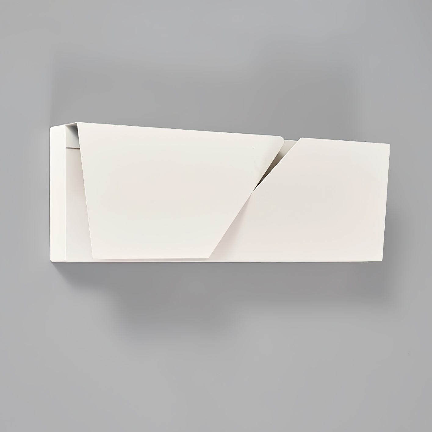 Shadows Rechargeable Grand Sconce - Blowlighting
