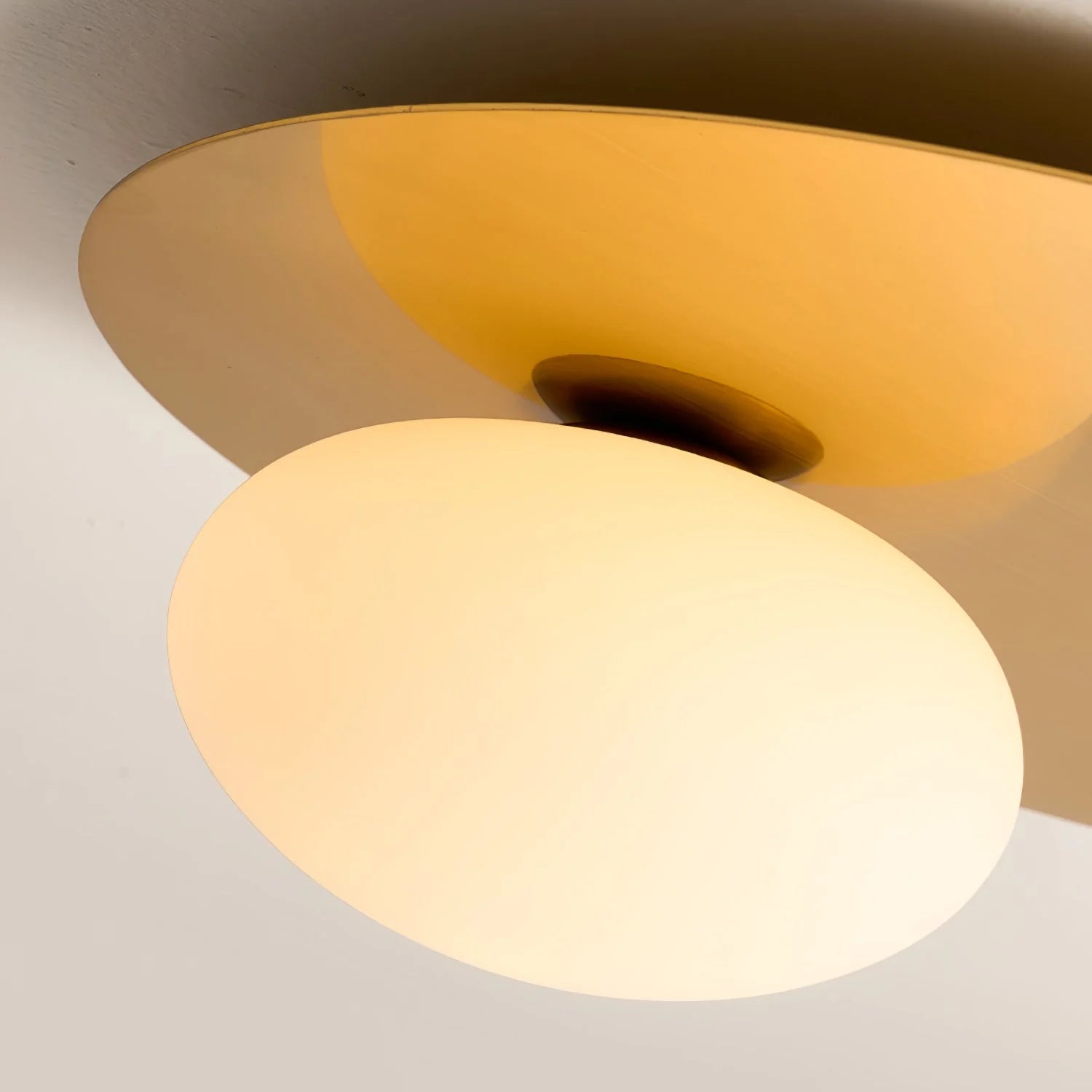 Arisha Minimalist LED Plafonnier Métal Salon Salle à Manger - Neutralighting