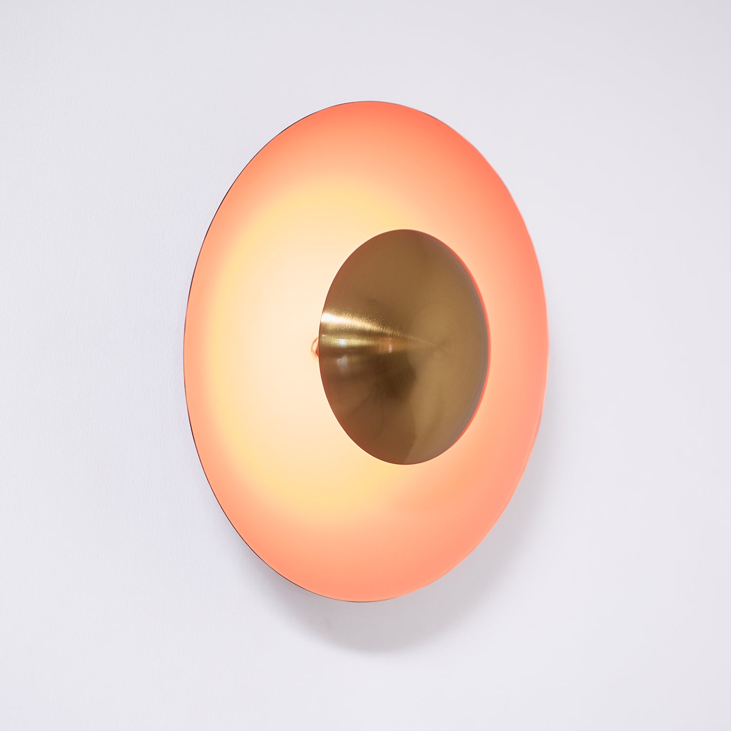 Peacemaker Elegance Simplicity Glow Wall Light - Neutralighting