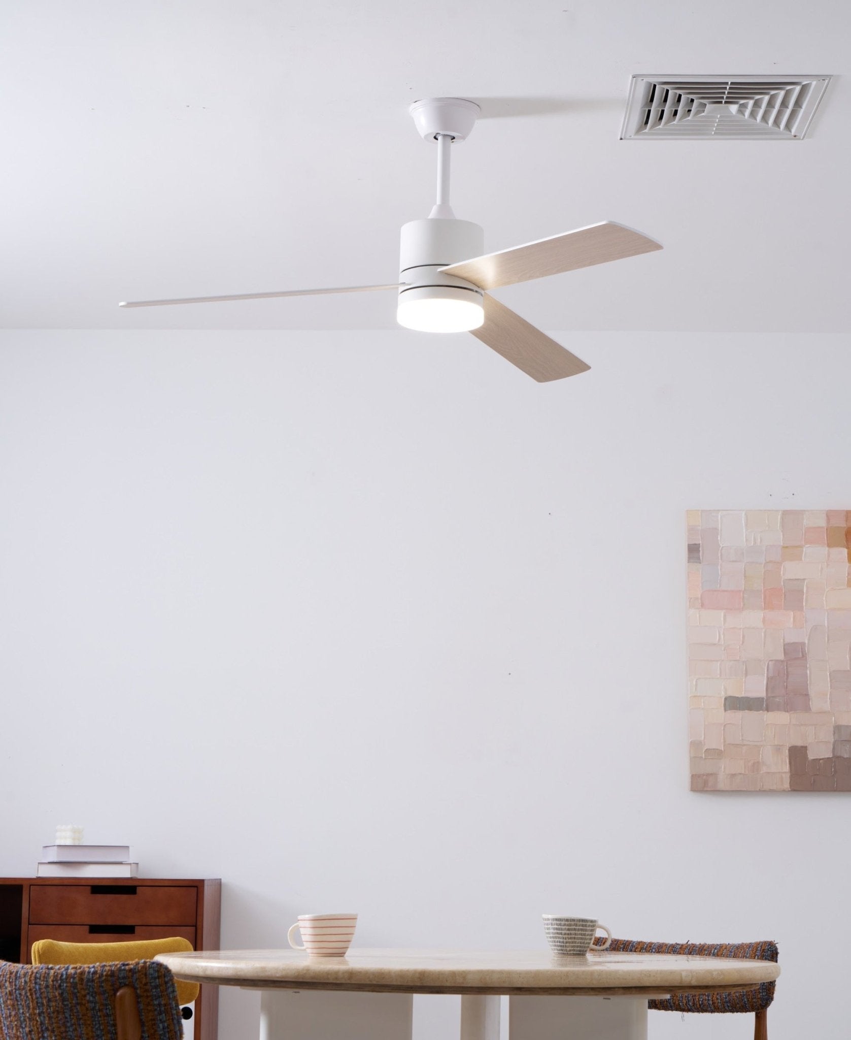 Plafonnier ventilateur Lennox Drift, détail du cadre métallique