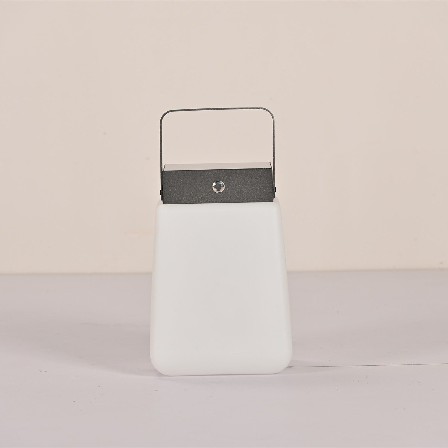 Dillon Lumière Extérieure PE Minimaliste - Neutralighting