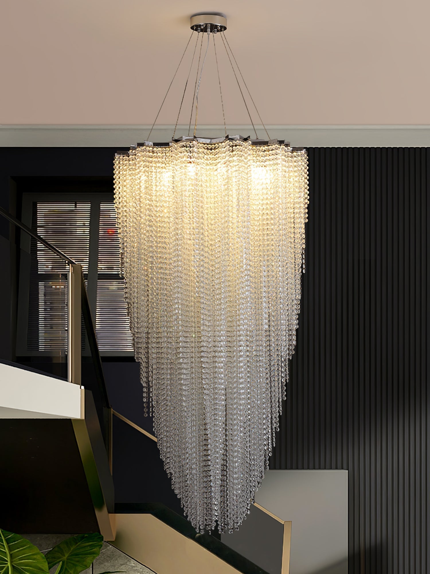 Zashayra Crystal Column Chandelier - Neutralighting