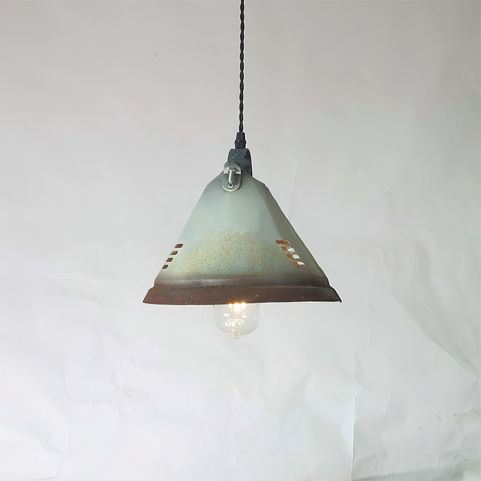 Elorus Vintage Modern Minimalist Metal Pendant Light - Lamp Copper