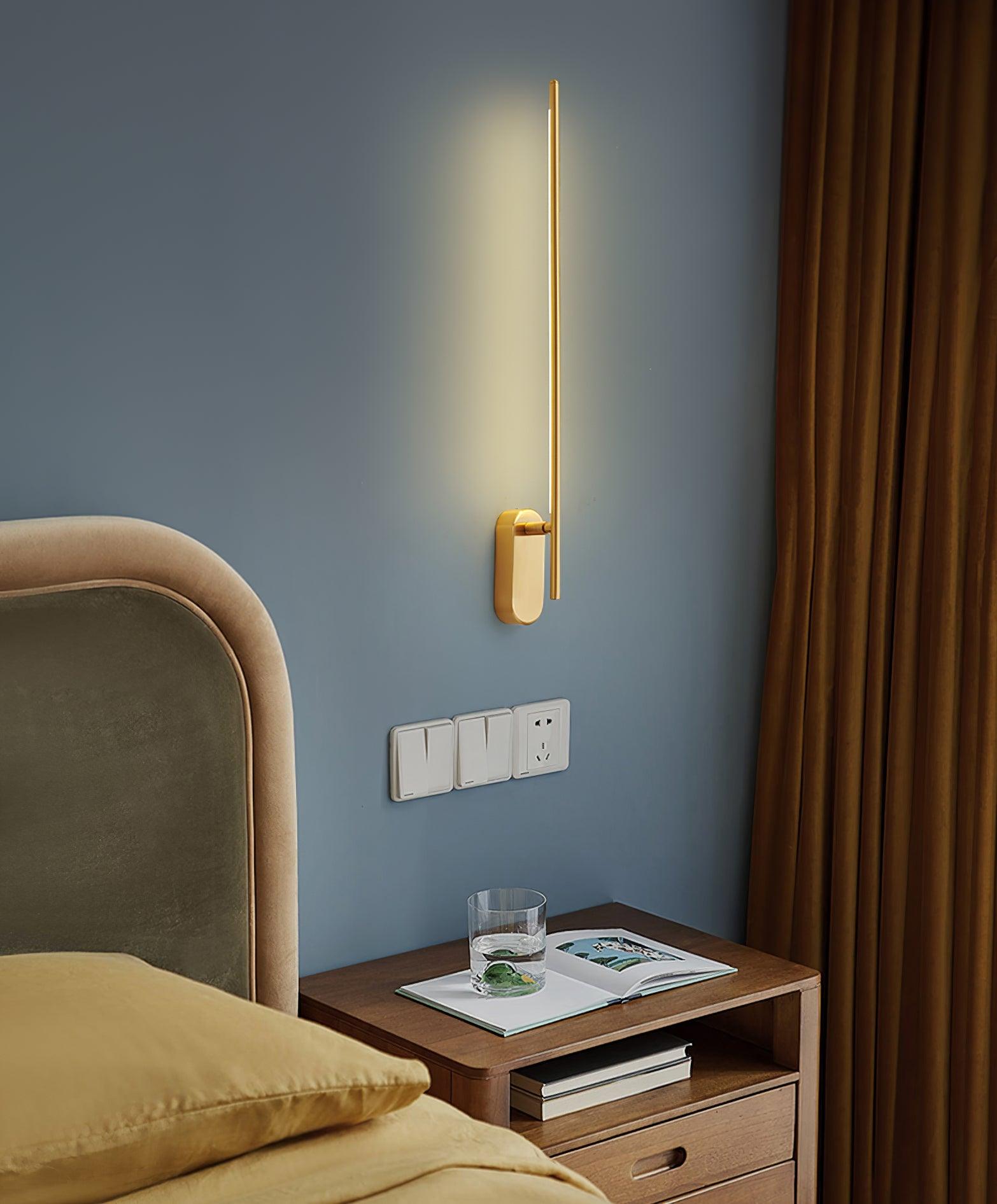 Marissa Applique Murale Bâton Laiton - Neutralighting