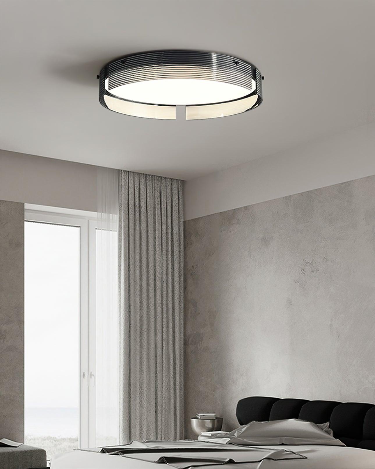 Stripe Lustre Plafonnier Moderne Laiton Lignes Élégantes - Neutralighting