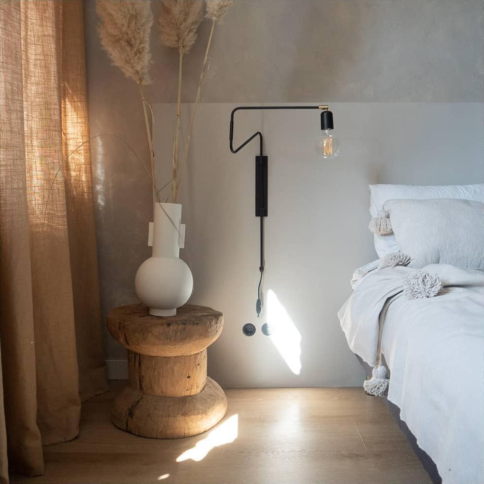 Elsoreth Modern Minimalist Swing Wall Lamp - Neutralighting