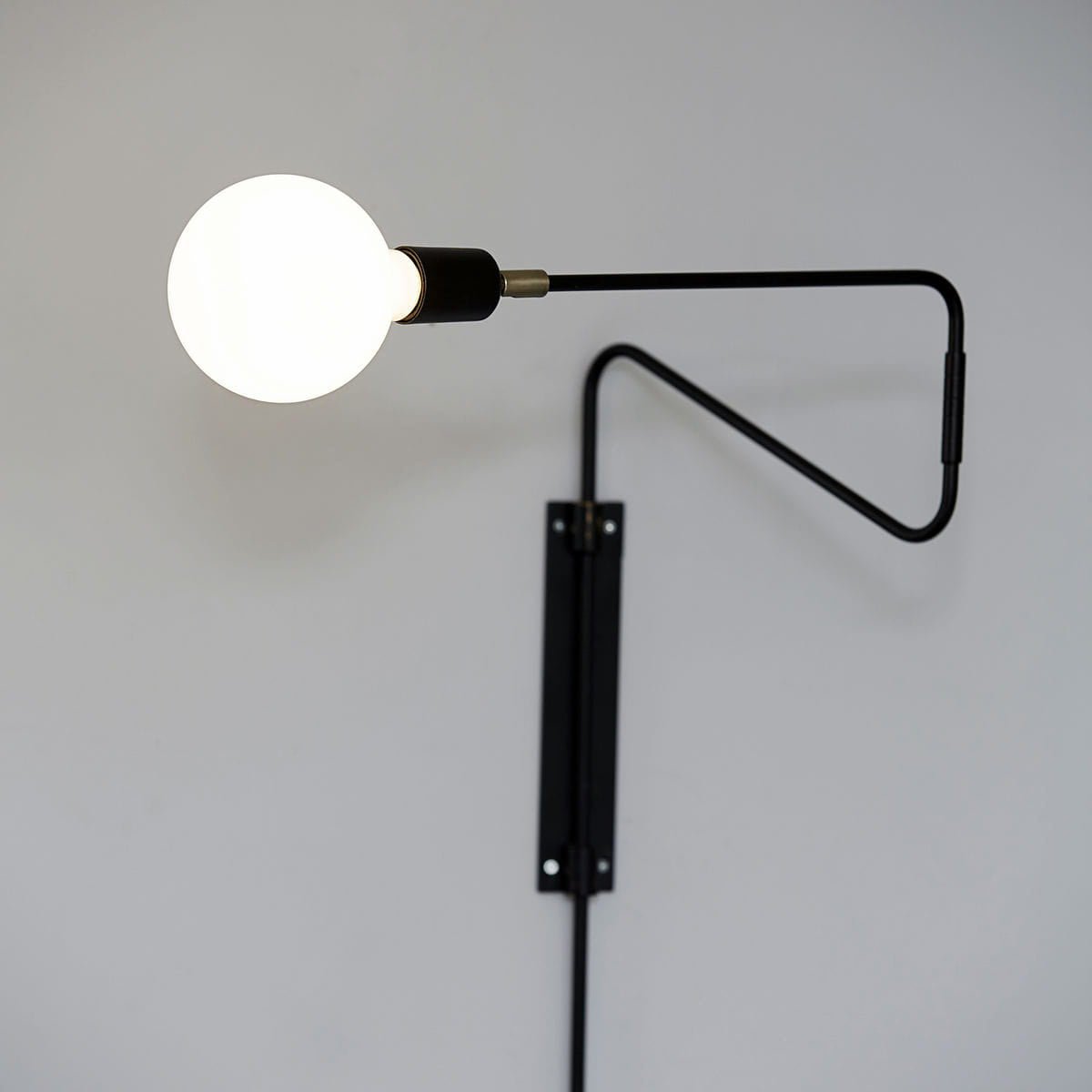 Elsoreth Modern Minimalist Swing Wall Lamp - Neutralighting