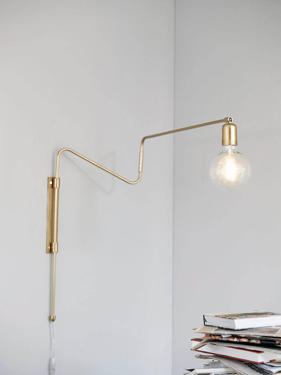 Elsoreth Modern Minimalist Swing Wall Lamp - Neutralighting