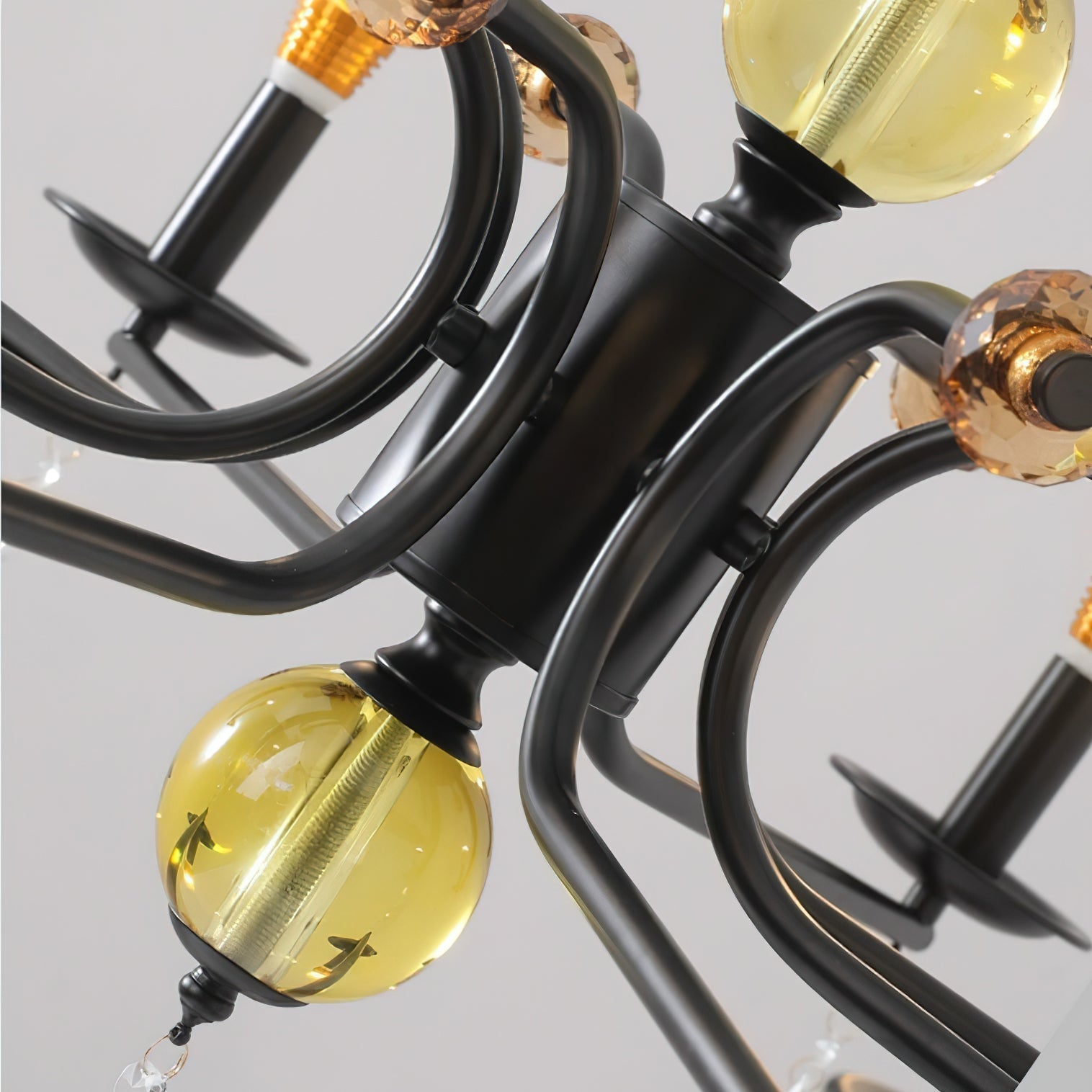 Candelabra Lustre Vintage en Métal - Neutralighting