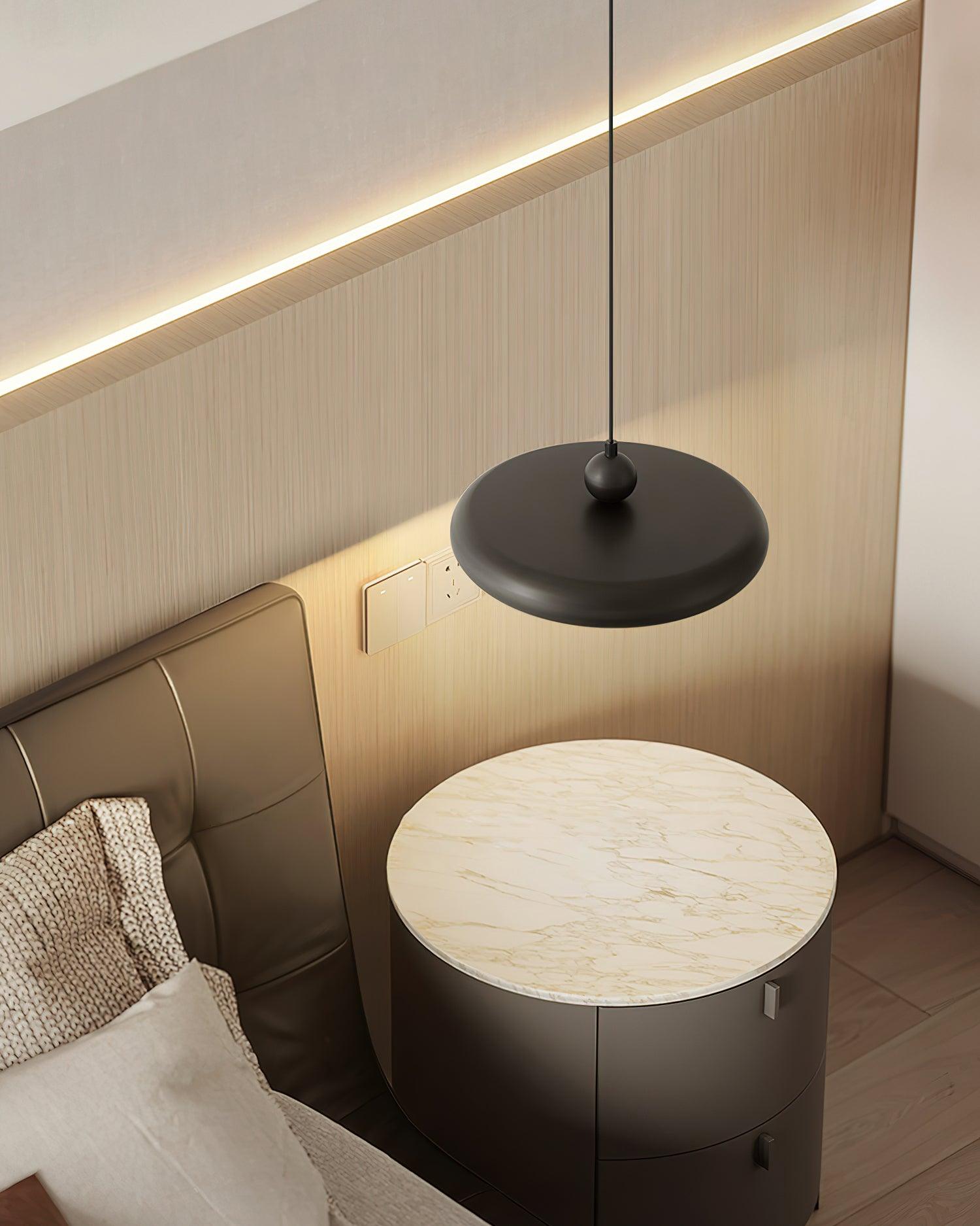 Avelice Laiton Glamour Pendentif Lampe - Neutralighting