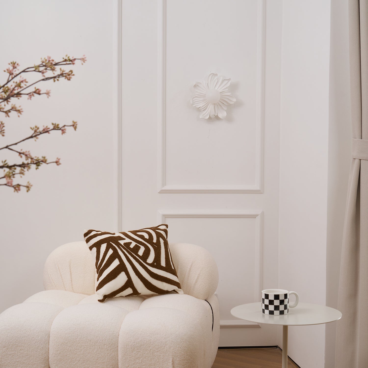 Tina Applique Murale Élégante Fleur - Neutralighting