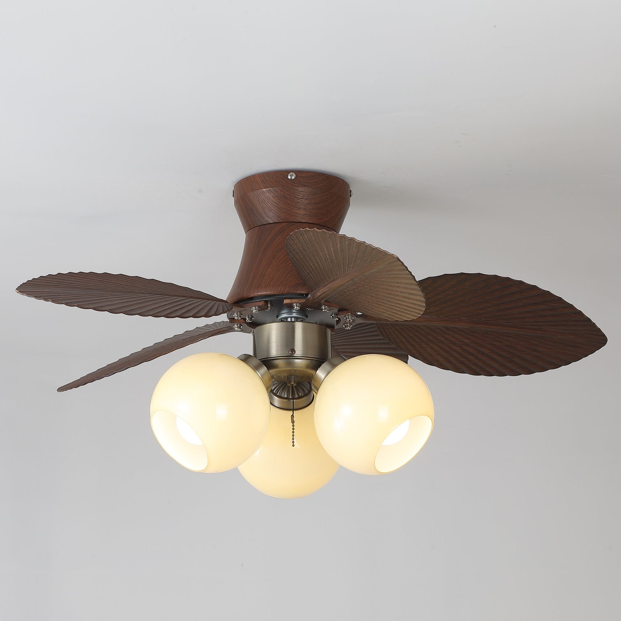 Plafonnier ventilateur Walden Chêne, un luminaire élégant et fonctionnel