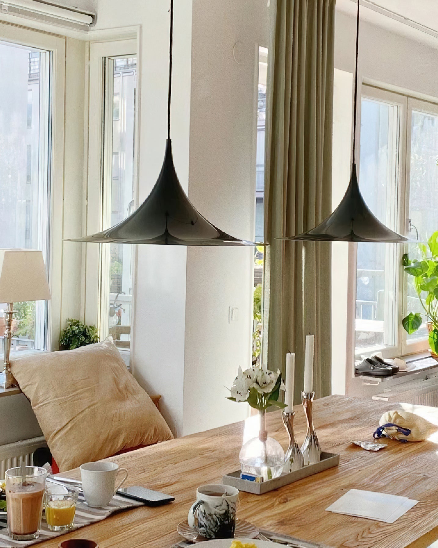Solisin Suspension à col fin et large évasement pour salle à manger - Neutralighting