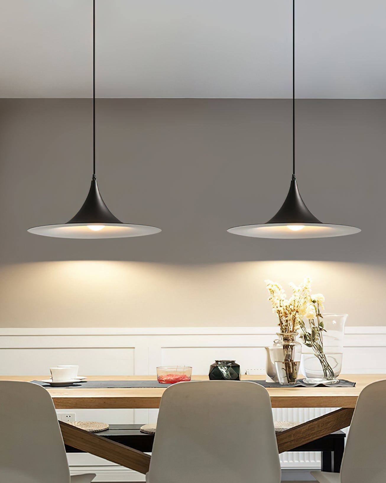 Solisin Suspension à col fin et large évasement pour salle à manger - Neutralighting