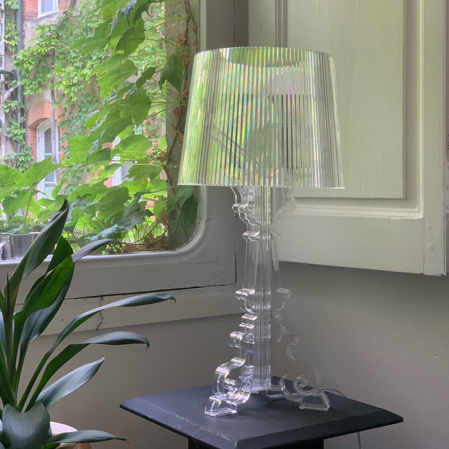 Kristy Lamp de Table Cylindre Moderne, Arcylique, Noir/Transparent, Salon