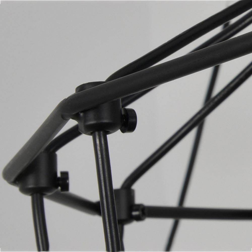 Lustra Chandelier Lignes Noir Structure Métallique LED - Neutralighting