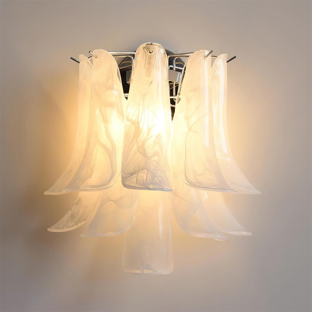 Valier Applique Murale Pétales En Verre Sculptés À La Main - Neutralighting