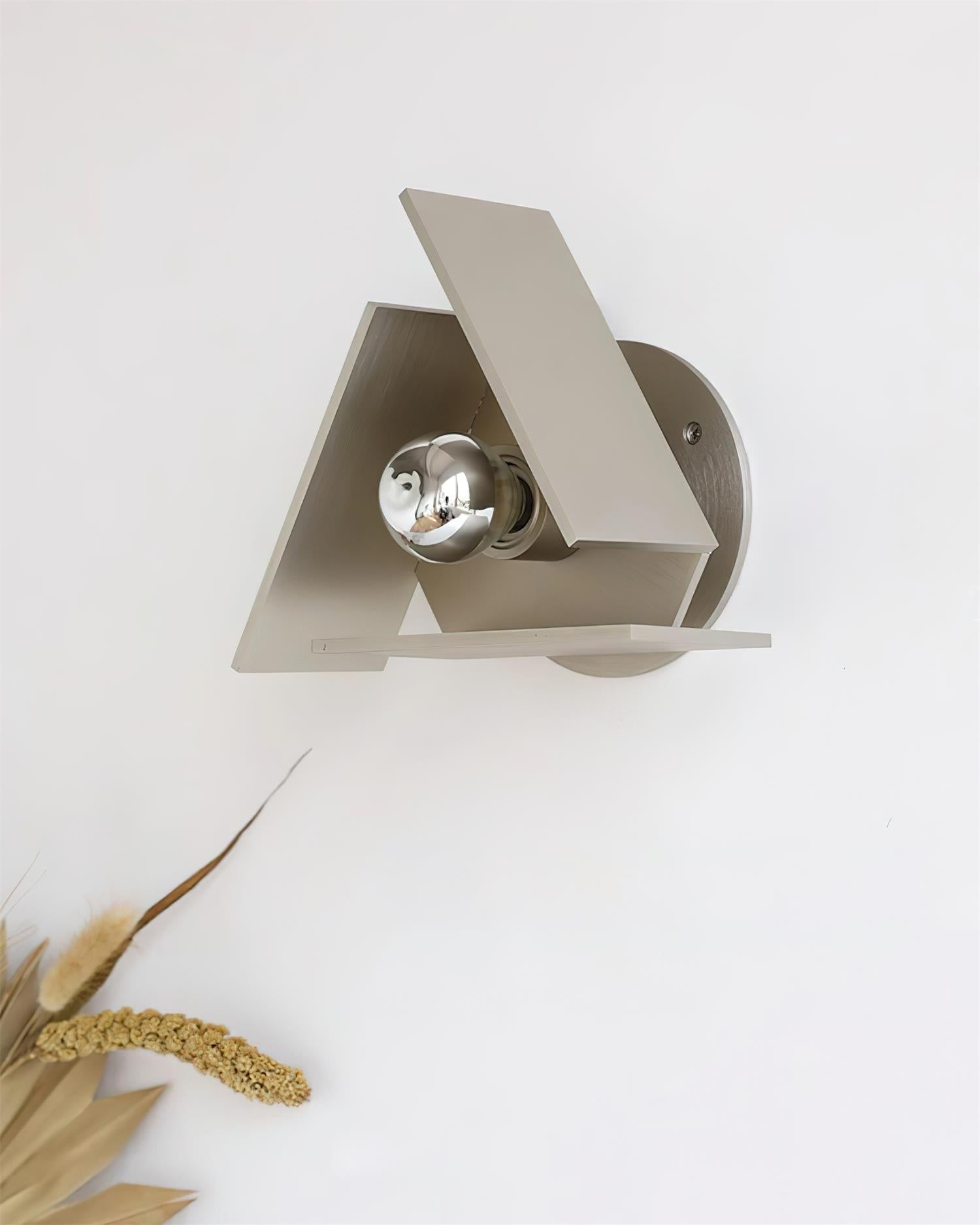 Vanta Applique Murale Géométrique Inspirée de l'Origami - Neutralighting