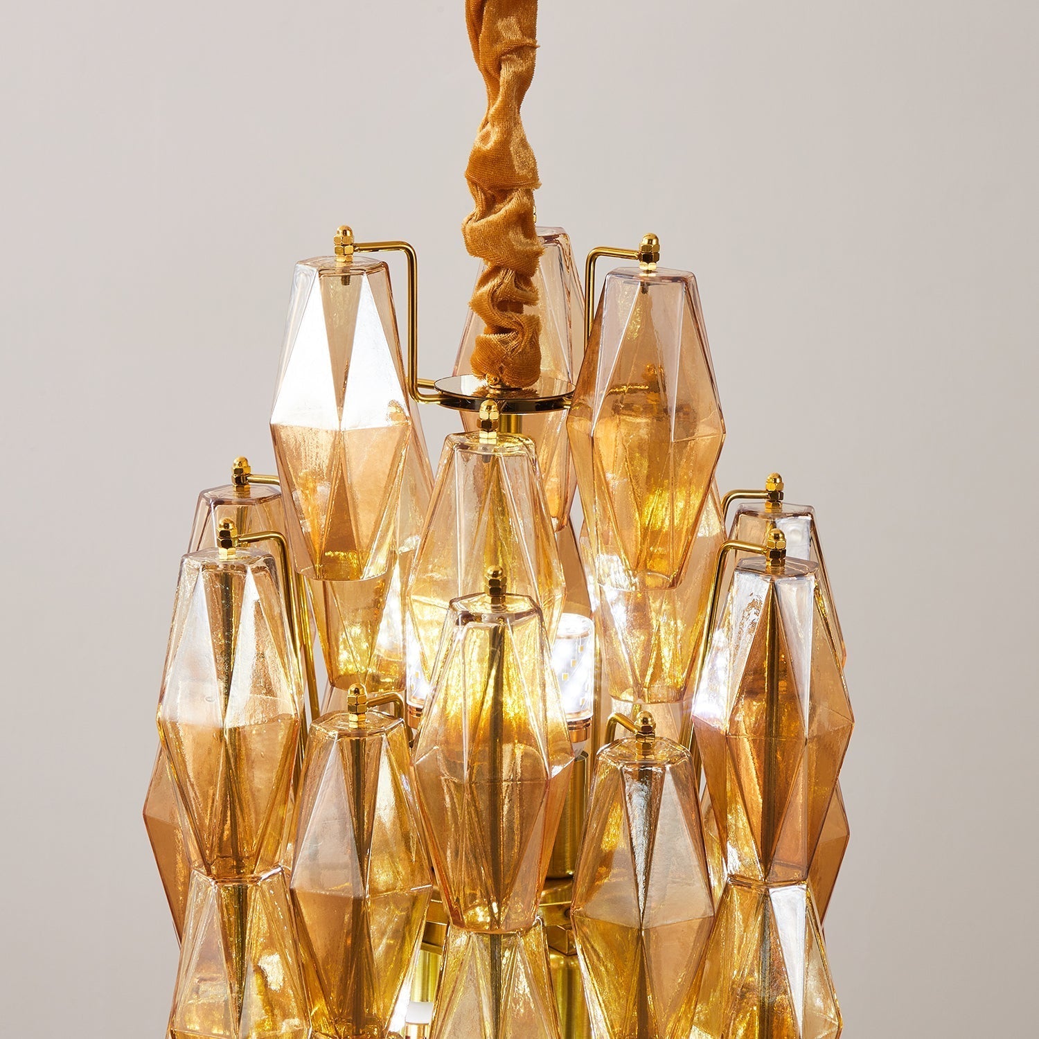 Velthra Suspension en Verre Facetté Luxueux - Neutralighting
