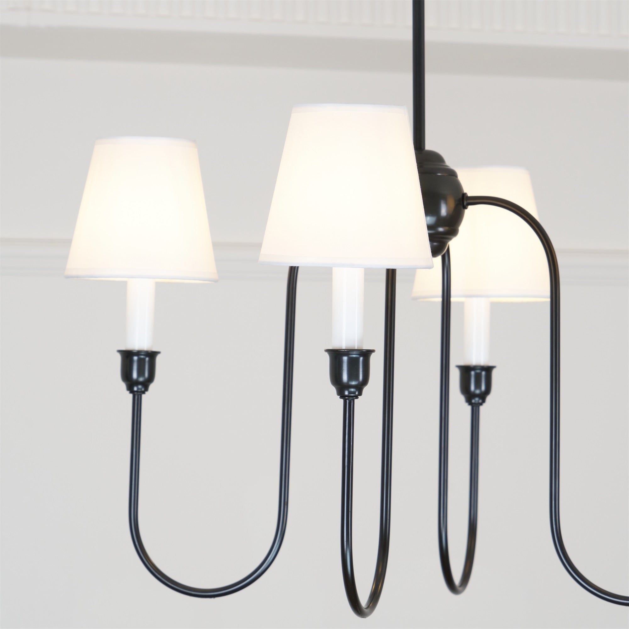 Talia Lustre de Luxe en Laiton et Tissu - Neutralighting