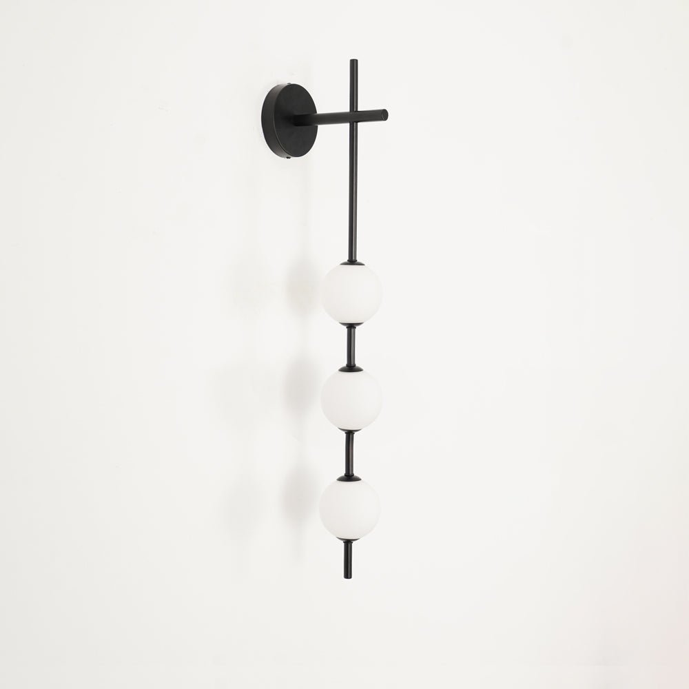 Ilraeia Vertical Globe Plug-in Wall Lamp - Neutralighting