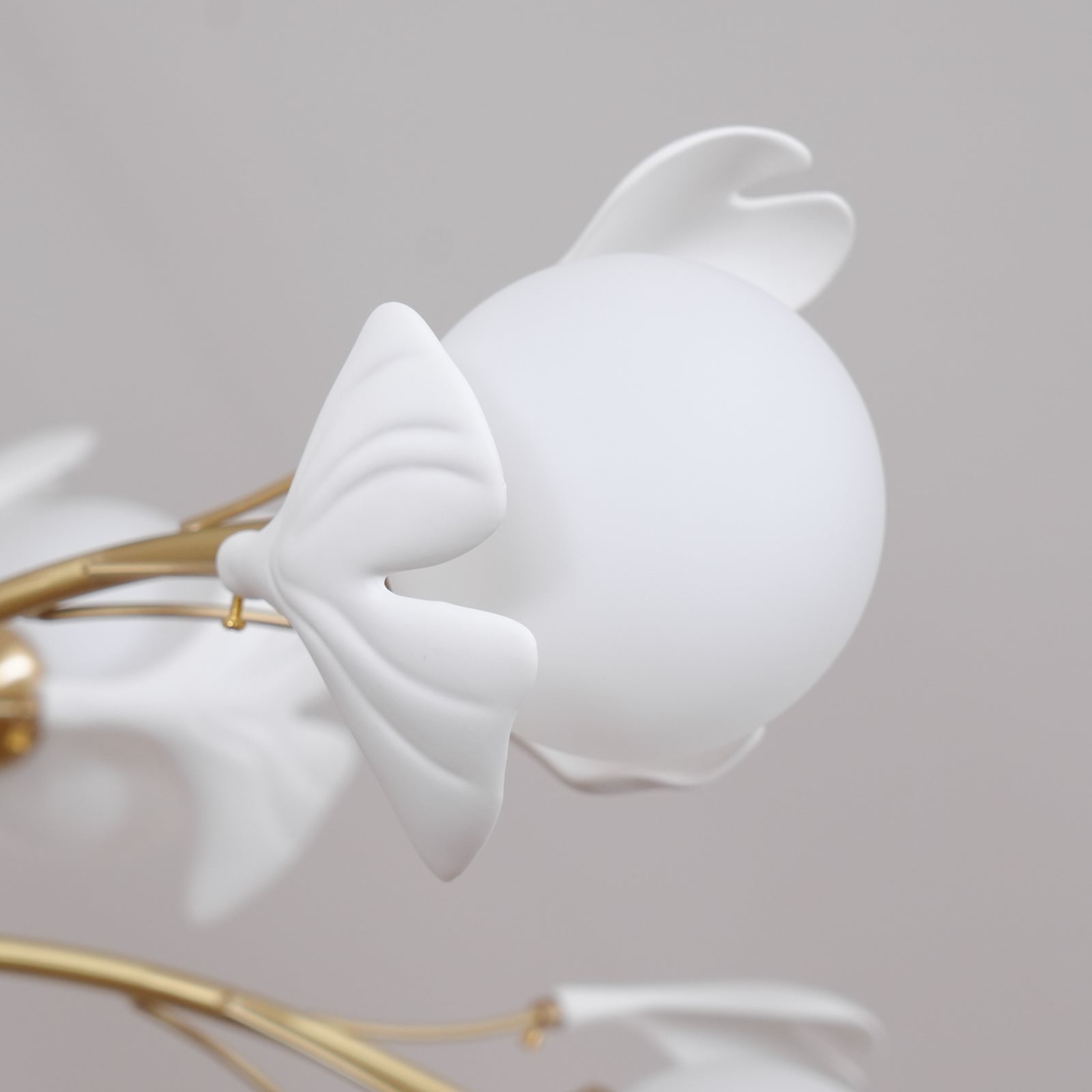 Gleam Chandelier en Verre Feuille de Ginkgo - Neutralighting