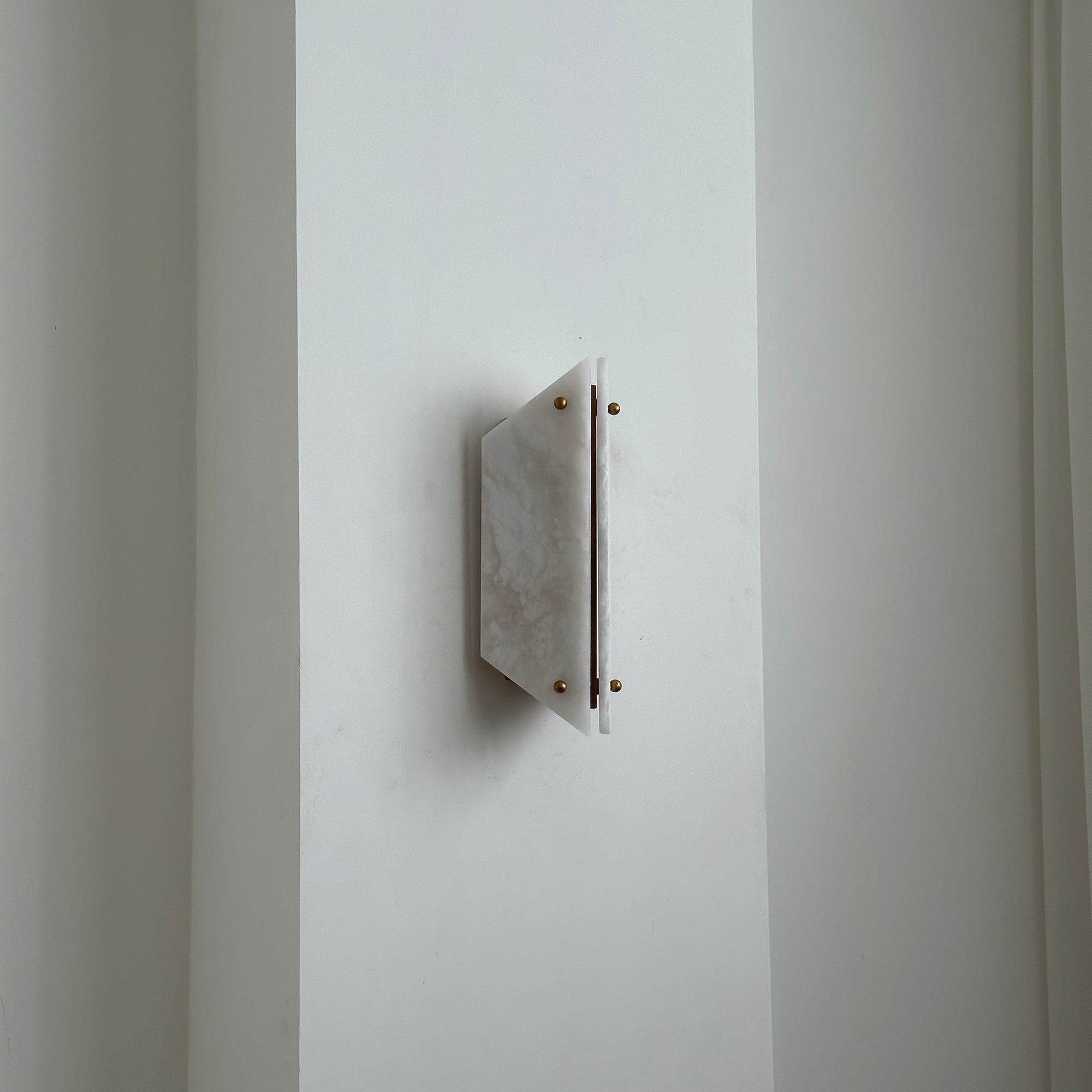 Elaeira Applique Murale Créative En Albâtre - Neutralighting