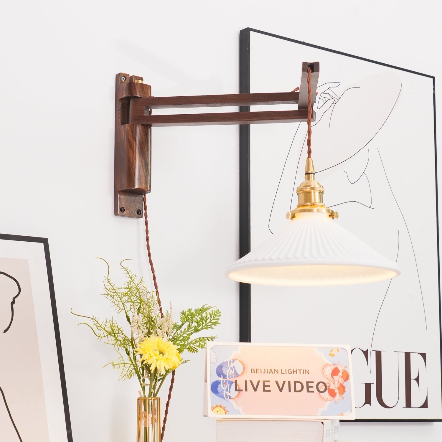 Illaee Nordic Art Swing Arm Walnut Ceramic Wall Light - Neutralighting