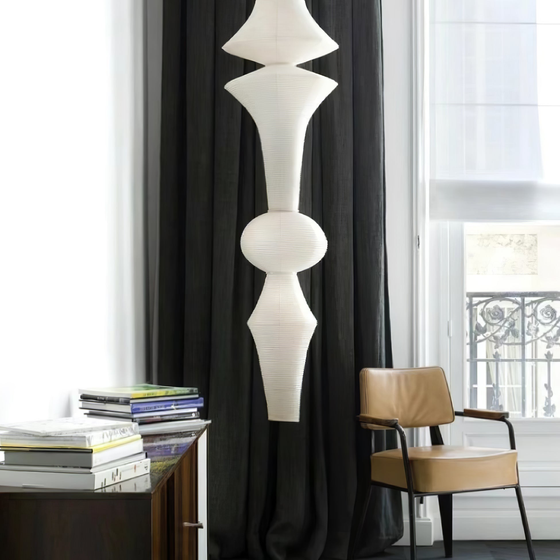 Faye Suspension Sculpturale Verticale en Papier
