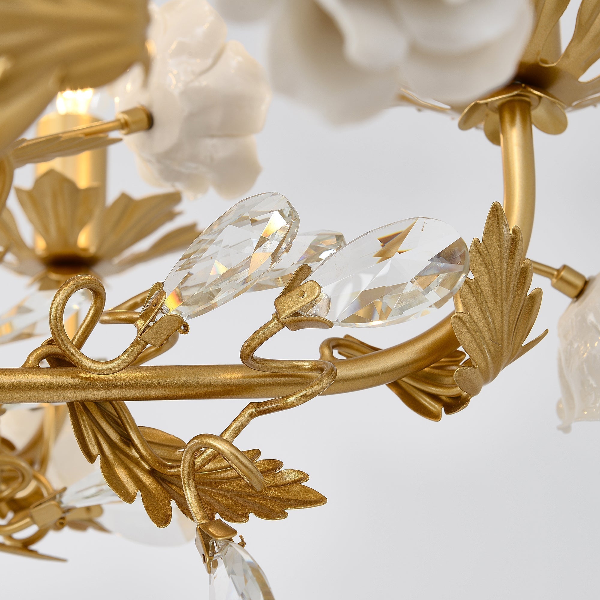 Vavenara Postmodern Luxury Rose White Crystal Chandelier - Lamp Copper