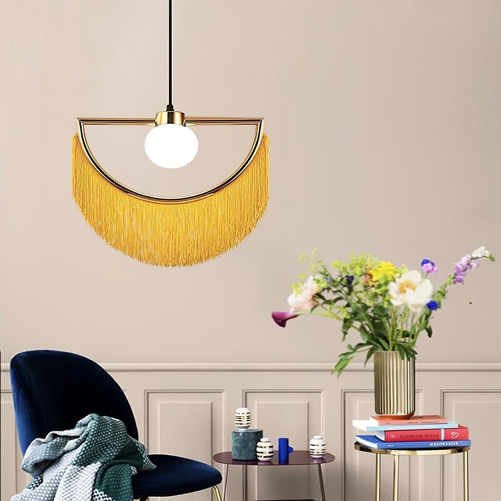Solara Lampe suspendue en tissu à franges style globe rétro bohème - Neutralighting