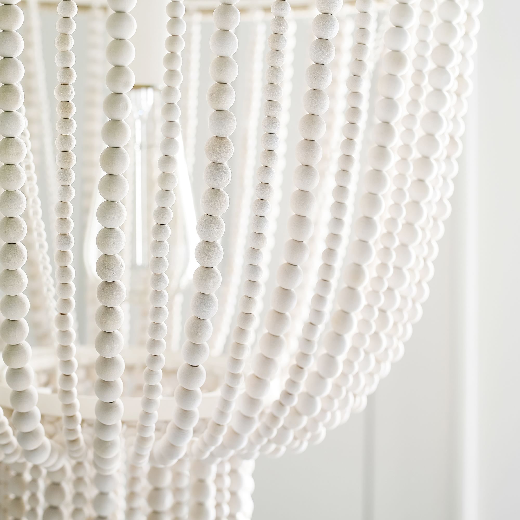 Himinuvyi Chandelier en Bois, Corde et Métal à Perles Moderne - Neutralighting