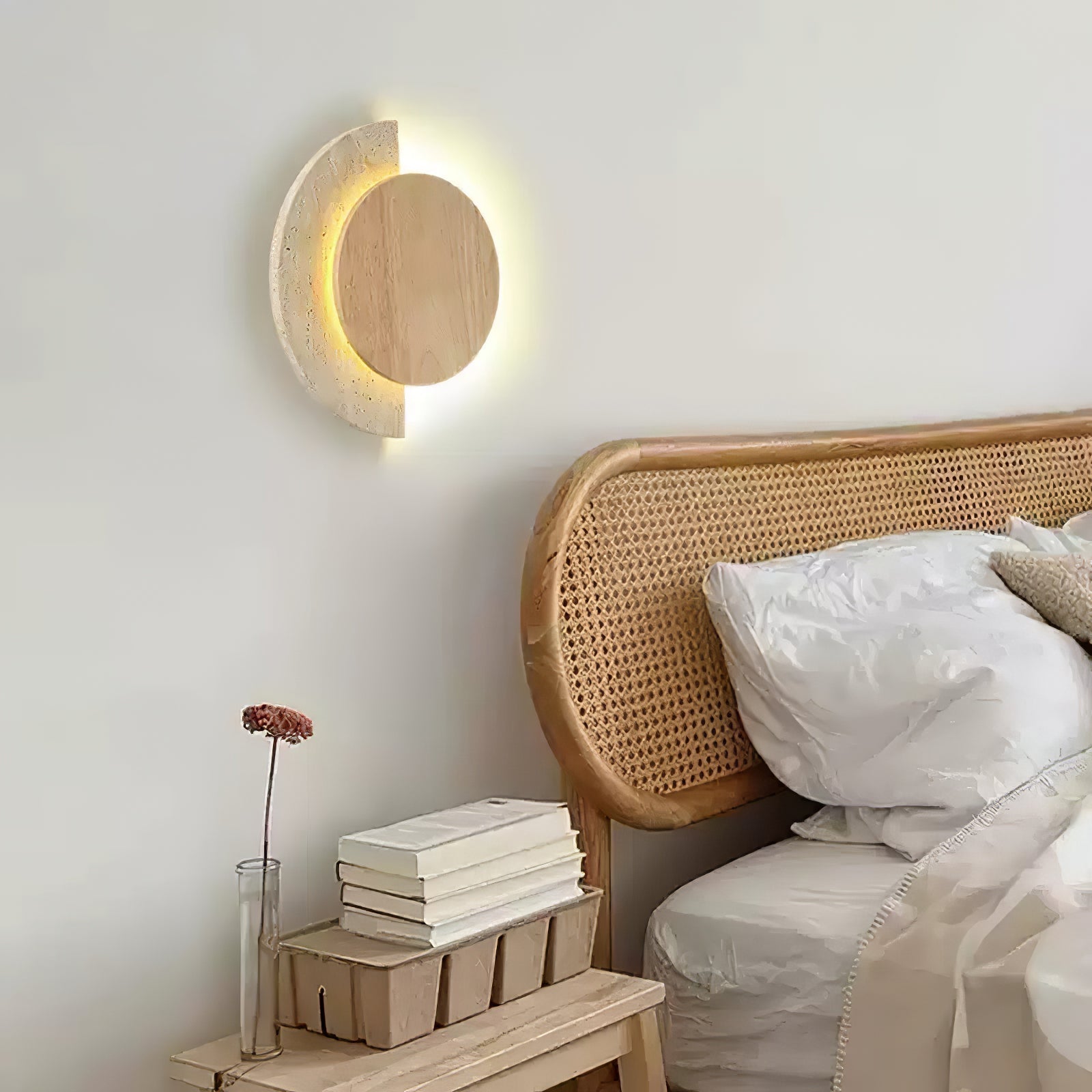 Coraeen Applique Murale Demi-Lune en Travertin - Neutralighting
