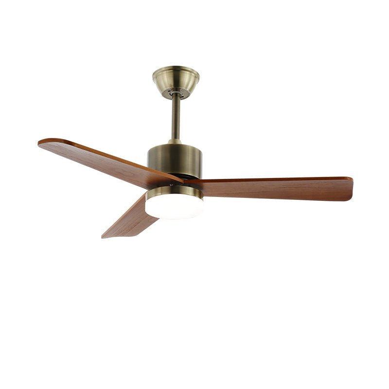 Ventilateur de plafond lumineux Ventio dans l'option de taille de 106 cm de diamètre.