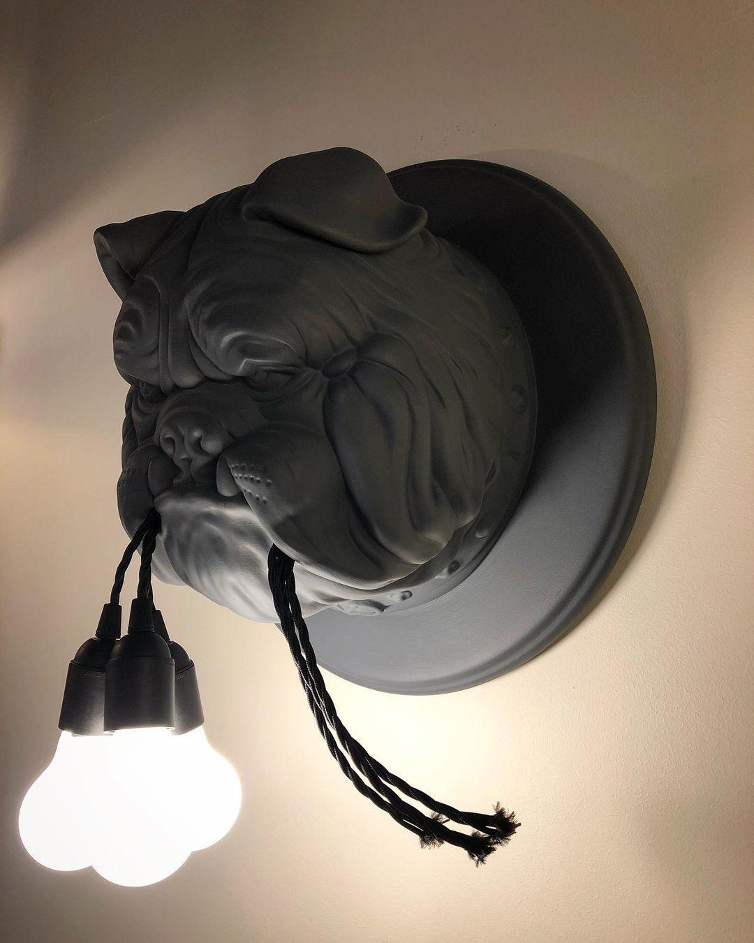 Lustra Applique Murale Sculpture Bulldog Fantaisiste - Neutralighting