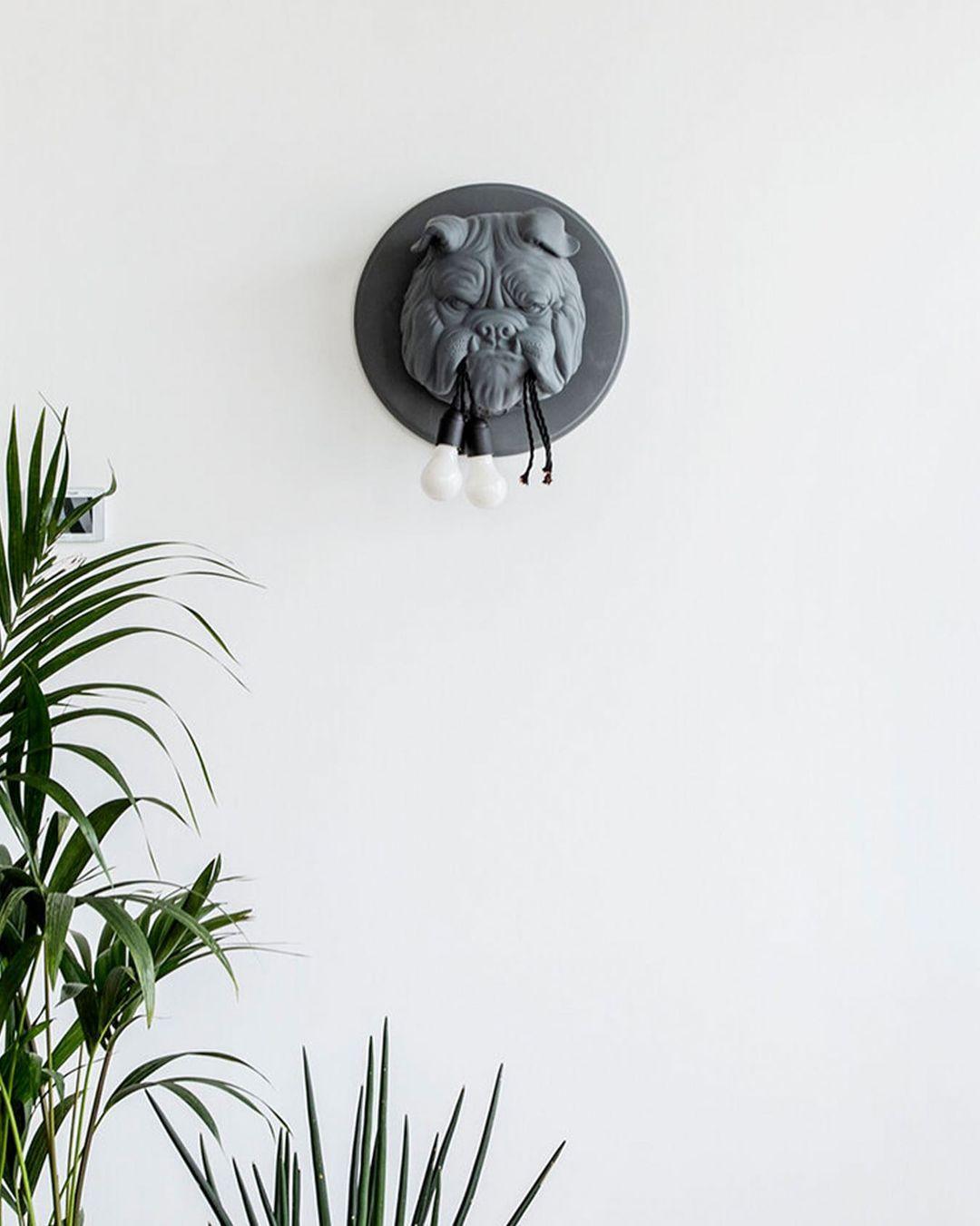 Lustra Applique Murale Sculpture Bulldog Fantaisiste - Neutralighting