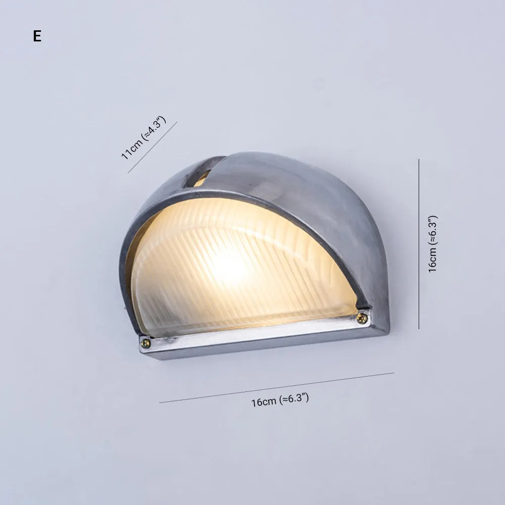 Wyre Applique Murale Géométrique Moderne en Métal et Verre - Neutralighting